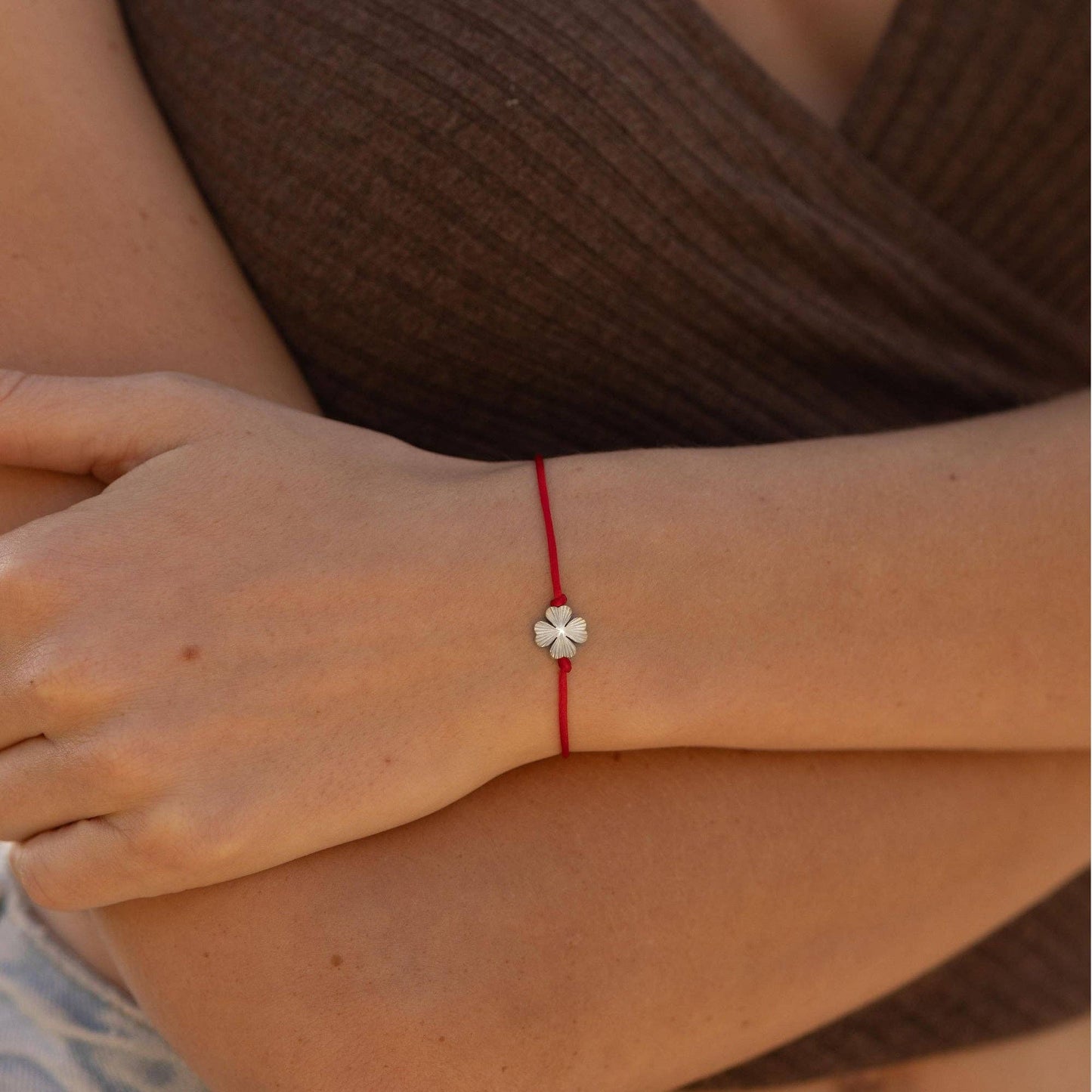 Clover Thread bracelet: Good Luck - charm jewelry