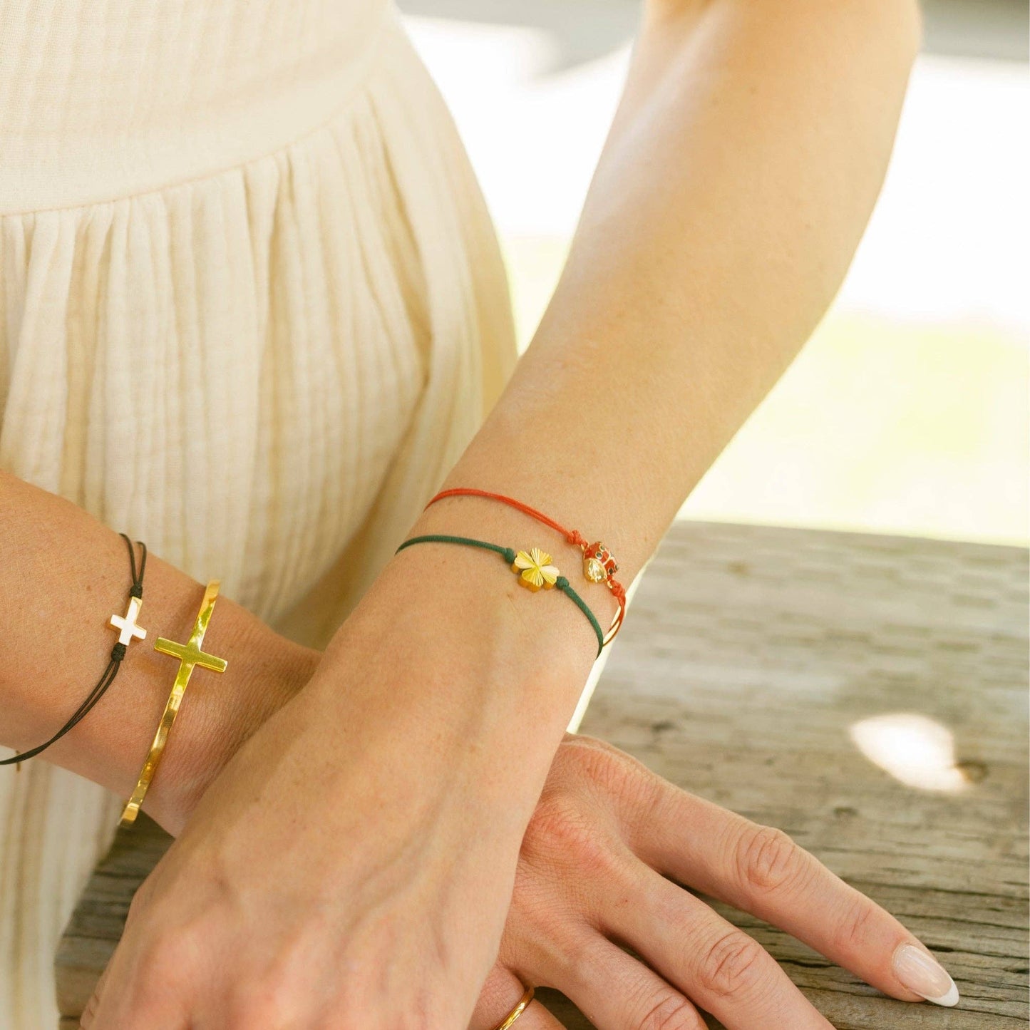 Clover Thread bracelet: Good Luck - charm jewelry