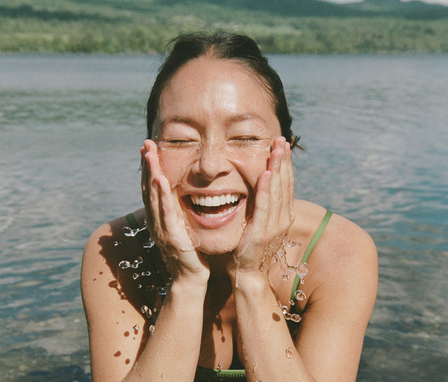 Making Moves Milky Cleanser